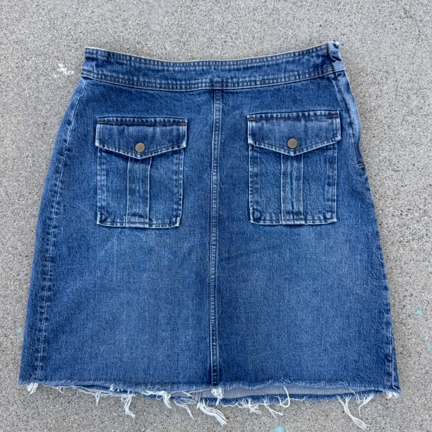 J. Crew Flap Pocket Denim Skirt Size 29 Preloved Raw Hem Skirt